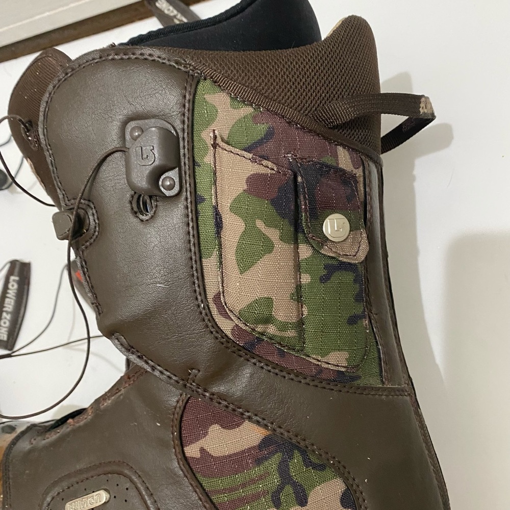 Burton Snowboard Boots, 10 - Picture 6 of 11